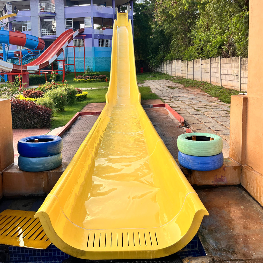 Thunder Cruise Water Slide at GRS Fantasy Park